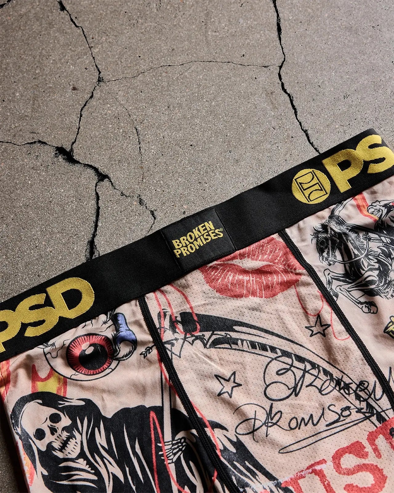 Men Broken Promises - Lust Scorpion - Standard Length | PSD
